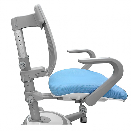 2. Спинка кресла с уникальной конструкцией